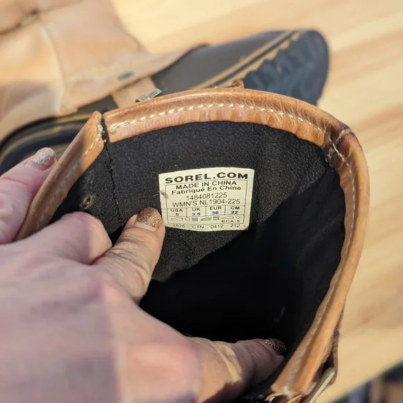 Sorel Slimpack Riding Boot. EUC. Size 5. - Picture 3 of 8